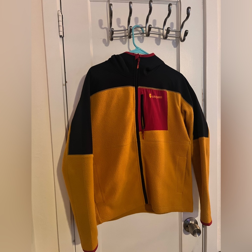 NWOT Cotopaxi Jacket